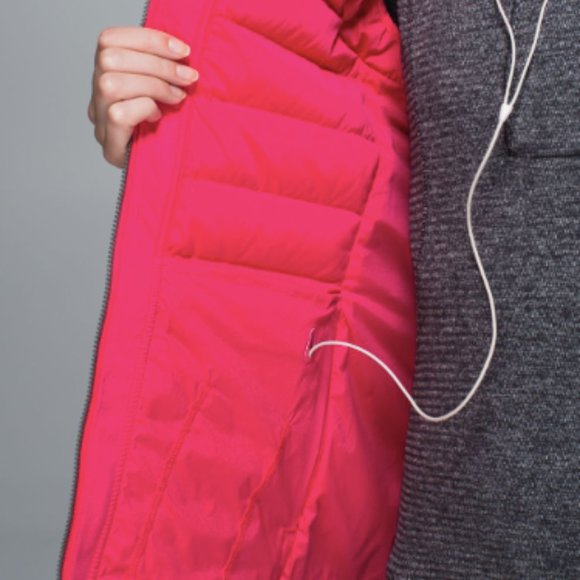 (2351) LULULEMON Fluffed Up Vest in BOOM JUICE Sz 4 ** - Picture 4 of 13